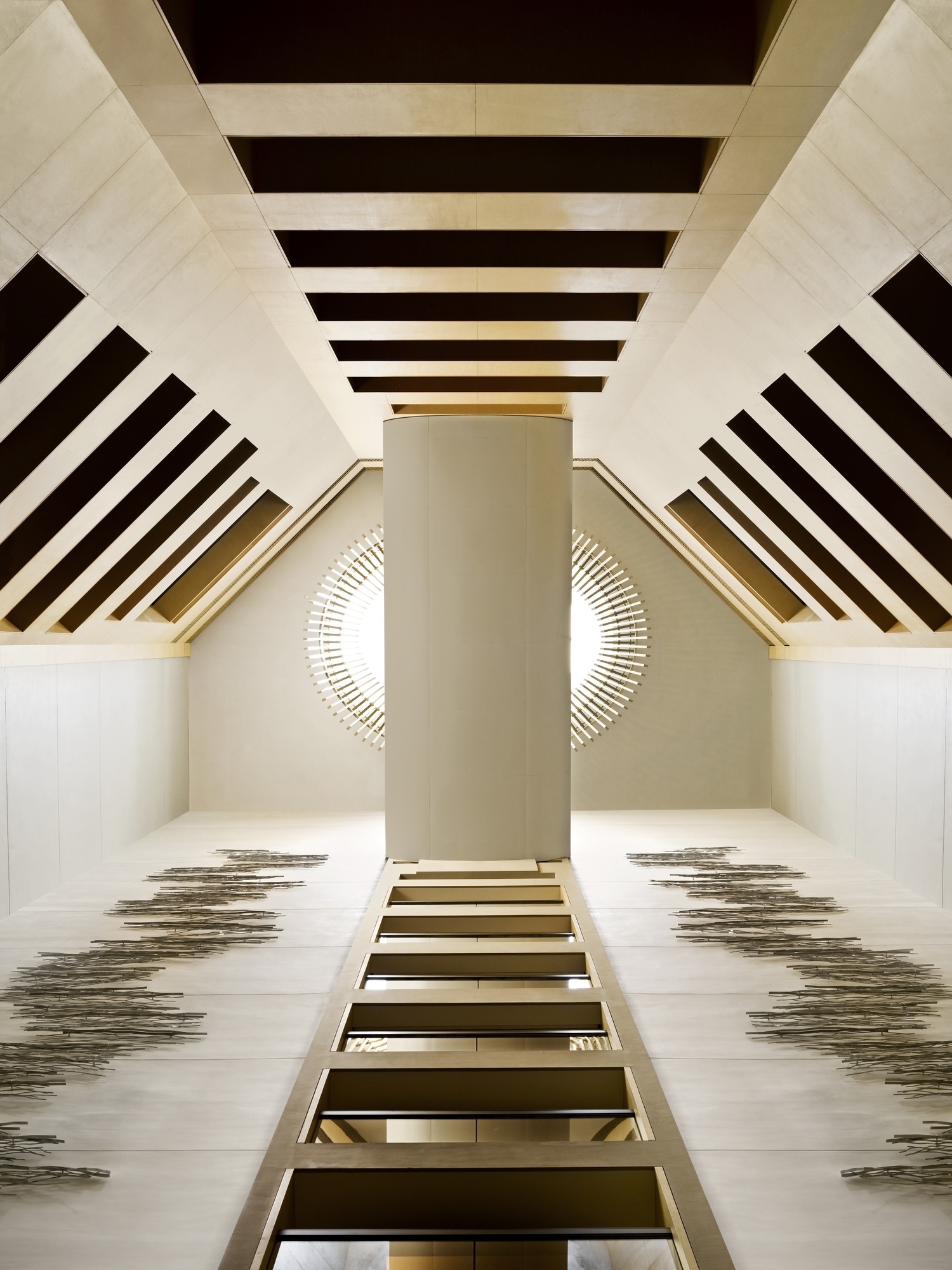*temp*Upper House Hong Kong – Sky Bridge